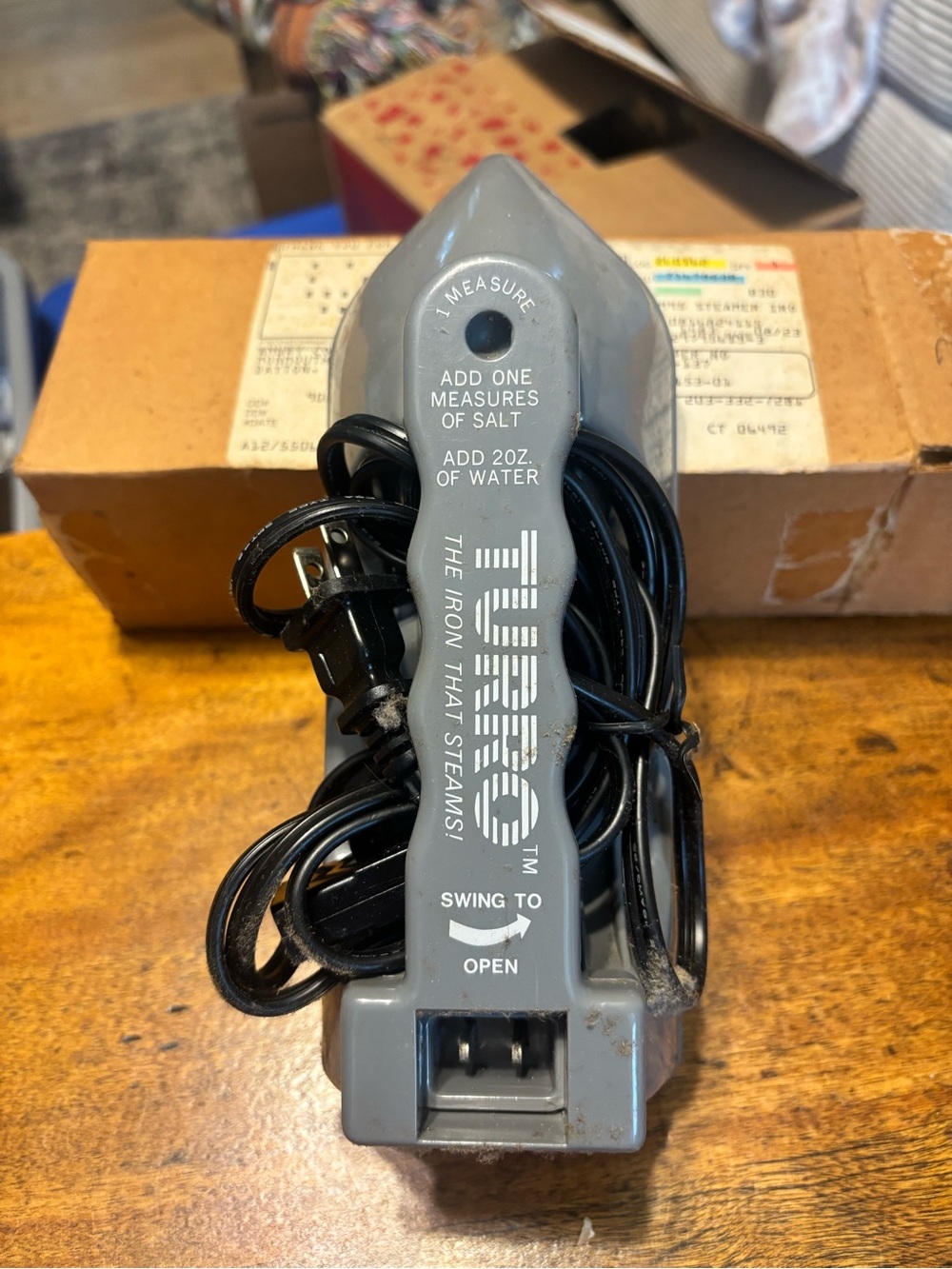 Vintage Retro Home Tool Turro TM The Iron That Steams